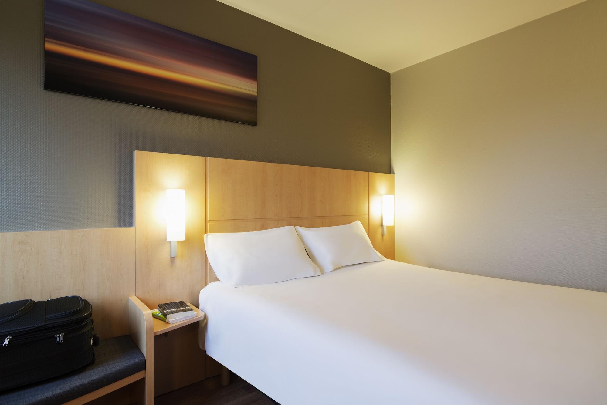 Отель Ibis Rotterdam Влардинген Экстерьер фото